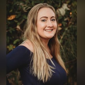 Meet your Posher, Leah
